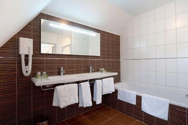 Hostellerie St Vincent Nuits-Saint-Georges Esterno foto